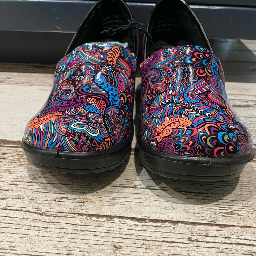 EASY STREET "Tiffany clog" slip resistant/non-marking. FUN & PRACTICAL 🎉 - Picture 7 of 14